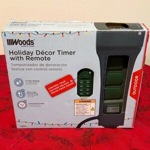 Outdoor Holiday Timer with Remote - Black and Green